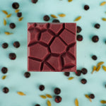 Load image into Gallery viewer, cassis cardamom chocolate bar
